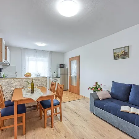 Apartman Mia Kanfanar Exteriör bild